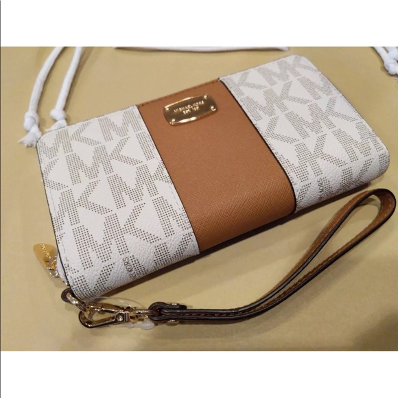 Michael kors center stripe wallet/ph case vanilla - Picture 3 of 8